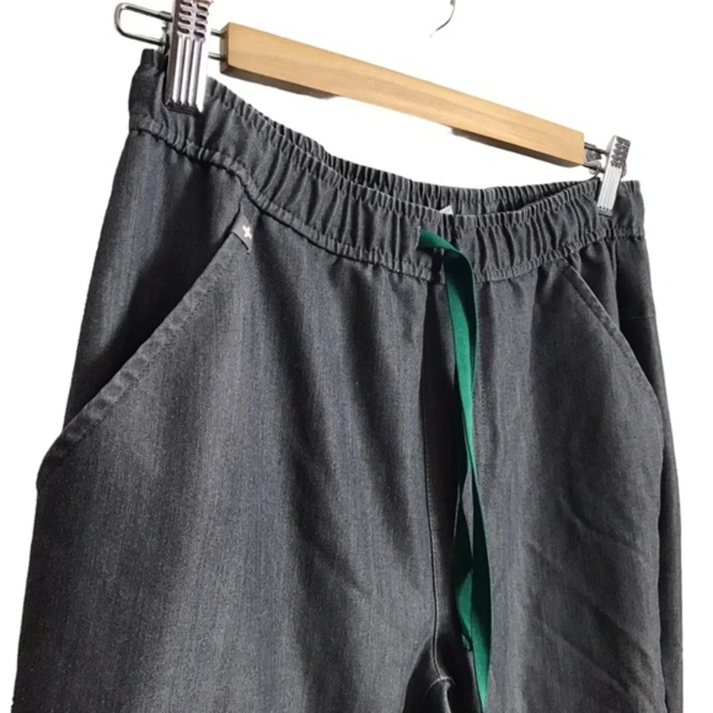 FIGS Small Mens Tansen Jogger Scrub Pants in‎ Graphite Gray Medical Hospital